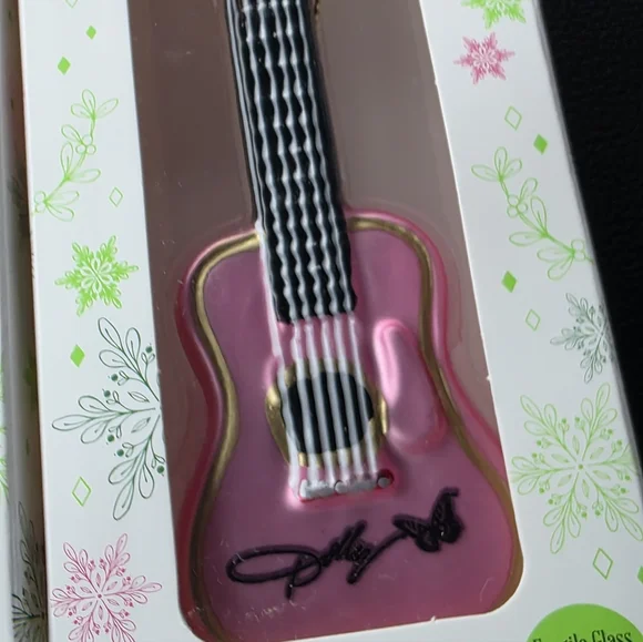 New Dolly Parton Christmas Ornament Bundle coat of many colors and pink guitar - Picture 4 of 6